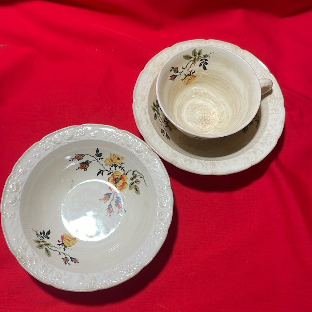 Antique Homer Laughlin Ravenna Bowls and Cup